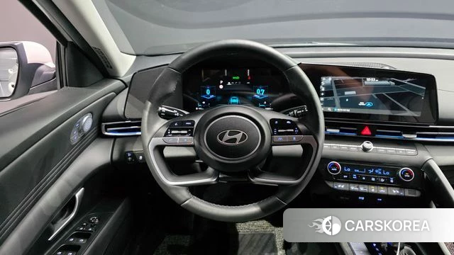 Hyundai The New Avante (CN7) 2025 Серебристо-серый из Кореи, фото 4