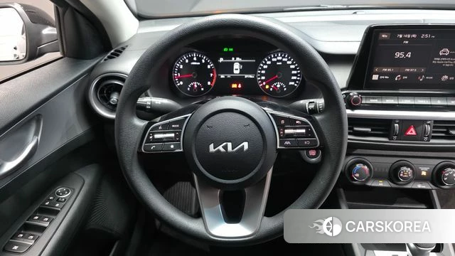 Kia The New K3 2nd generation 2024 Черный из Кореи, фото 4