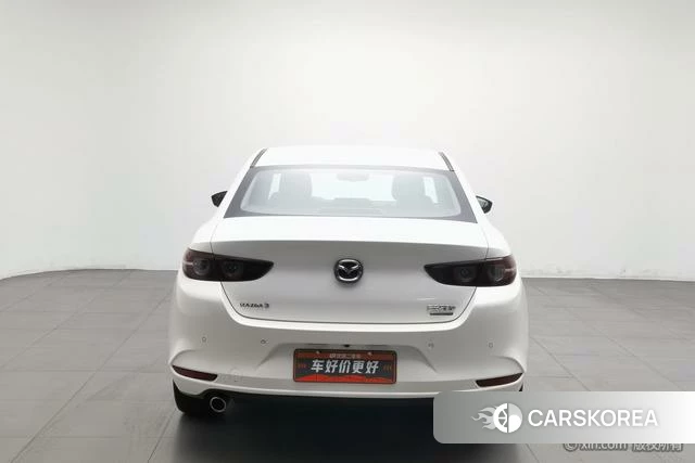 Mazda 3 Angkesaila 2022 Белый из Китая, фото 4
