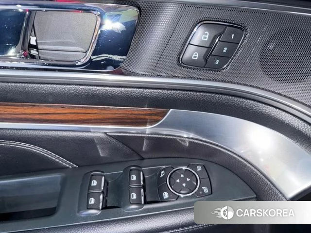 Ford Explorer 2019 Белый из Кореи, фото 4
