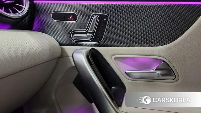 Mercedes-Benz A-Class W177 2024 Белый из Кореи, фото 4