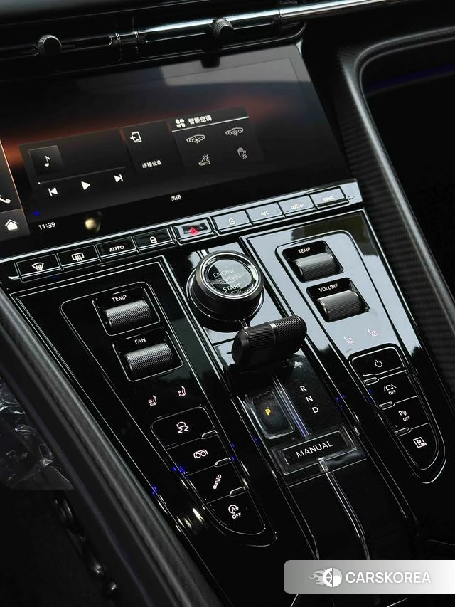 Aston Martin DB12 2026 Зеленый из Китая, фото 4