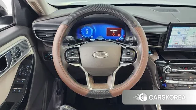 Ford Explorer 6th Generation 2021 Белый из Кореи, фото 4