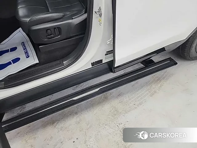 Land Rover Discovery 5 2020 Белый из Кореи, фото 4