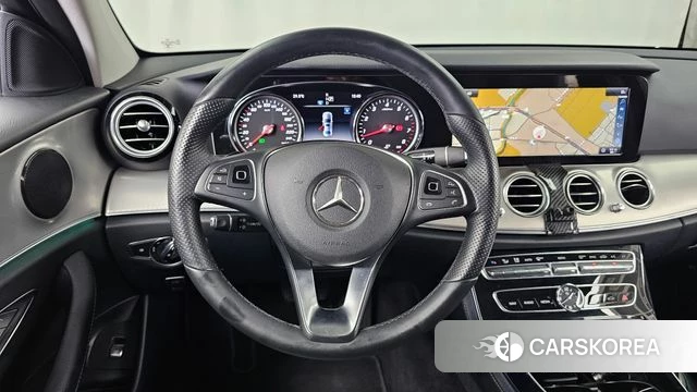 Mercedes-Benz E-Class W213 2018 Черный из Кореи, фото 4