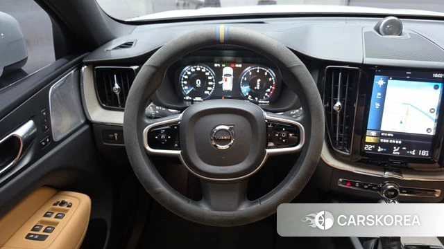 Volvo XC60 second Generation 2019 Белый из Кореи, фото 4