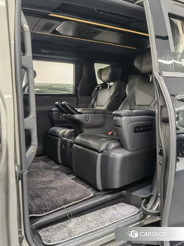 Lexus LM 2026 Черный из Китая, фото 4
