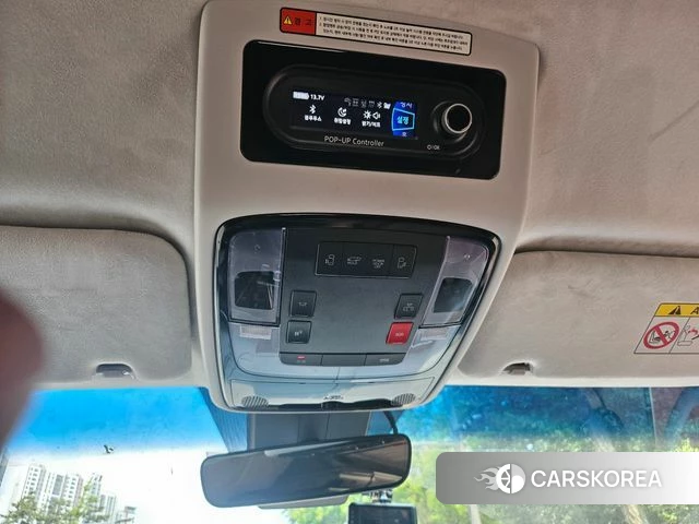 Hyundai Staria 2023 Белый из Кореи, фото 4