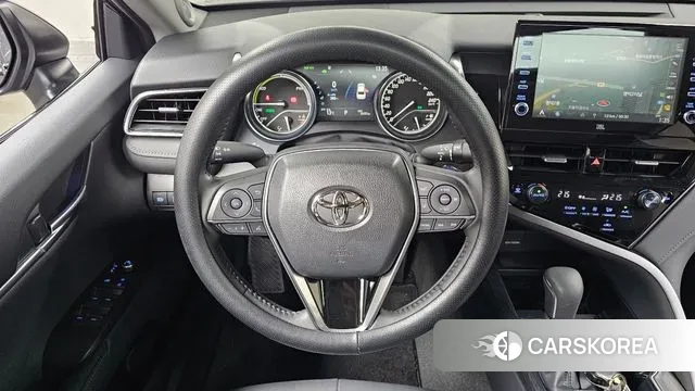 Toyota Camry (XV70) 2024 Серый из Кореи, фото 4