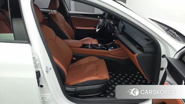 Kia The New K5 3rd generation 2025 Белый из Кореи, фото 4