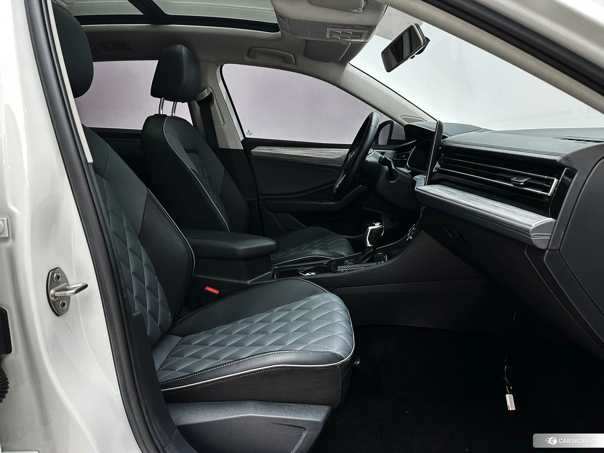 Volkswagen Sagitar 2022 Белый из Китая, фото 4
