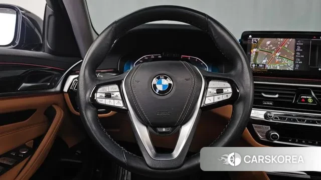 BMW 5 Series (G30) 2022 Черный из Кореи, фото 4