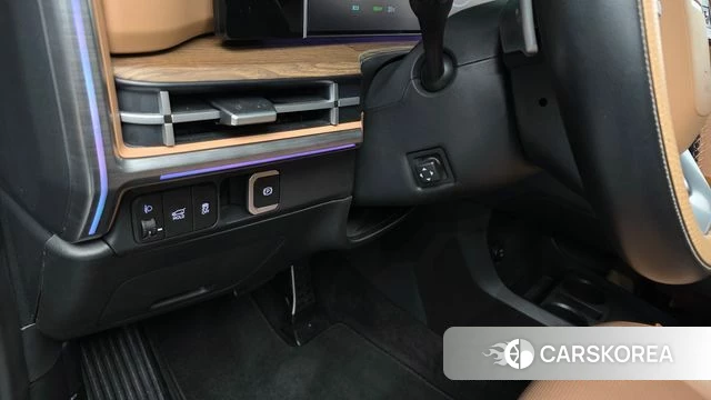 Hyundai Santa Fe (MX5) 2024 Серый из Кореи, фото 4