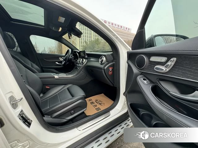 Mercedes-Benz GLC Coupe 2021 Белый из Китая, фото 4