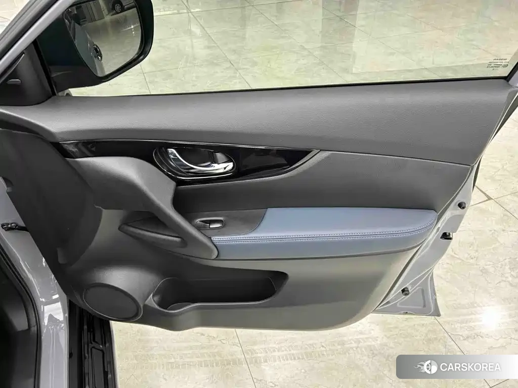 Nissan Qijun 2025 Silver/gray из Китая, фото 4