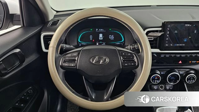 Hyundai Venue 2023 Белый из Кореи, фото 4