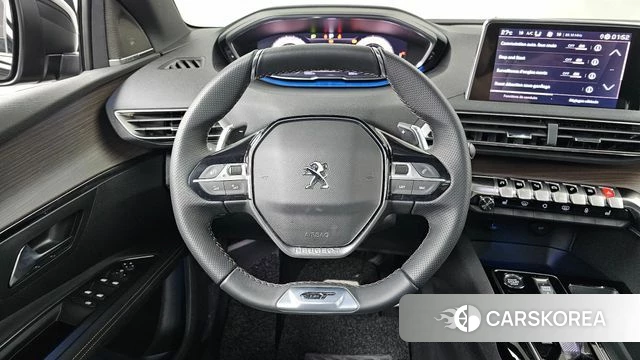 Peugeot 5008 second generation 2024 Черный из Кореи, фото 4