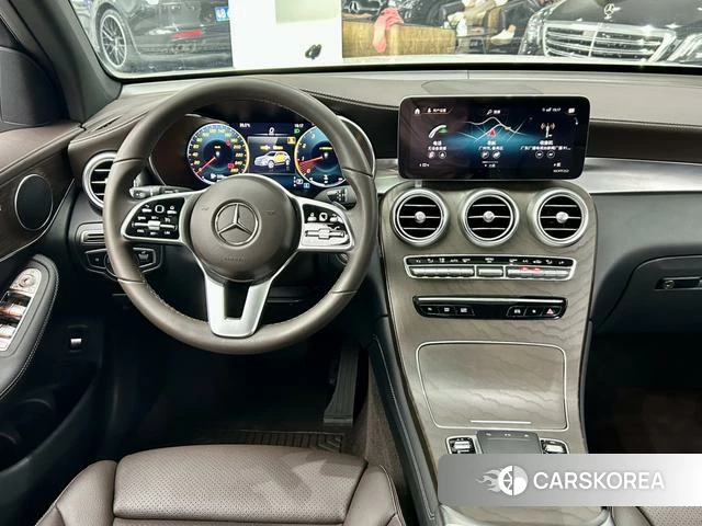 Mercedes-Benz GLC 2021 Белый из Китая, фото 4