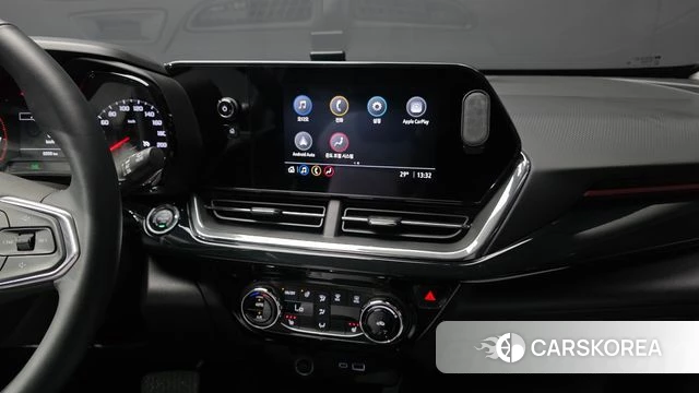 Chevrolet (GM Daewoo) Trax Crossover 2026 Серебристо-серый из Кореи, фото 4