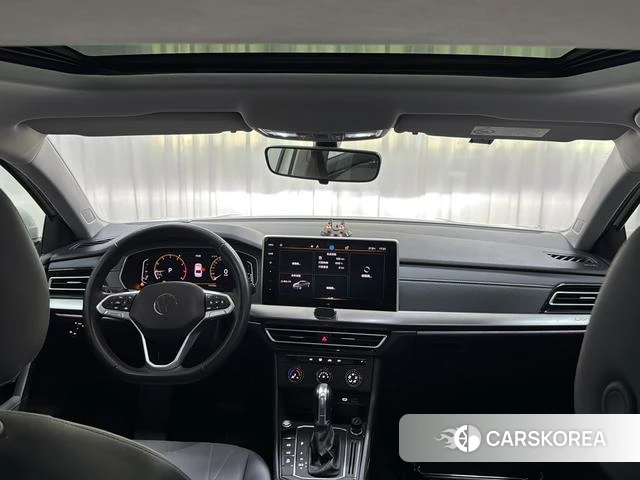 Volkswagen Lavida 2023 Белый из Китая, фото 4
