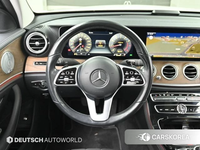 Mercedes-Benz E-Class W213 2018 Белый из Кореи, фото 4