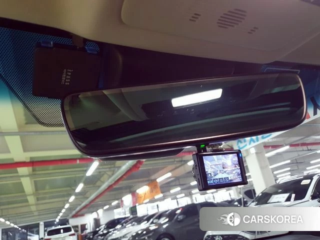 Lexus ES300h 7th generation 2020 Белый из Кореи, фото 4