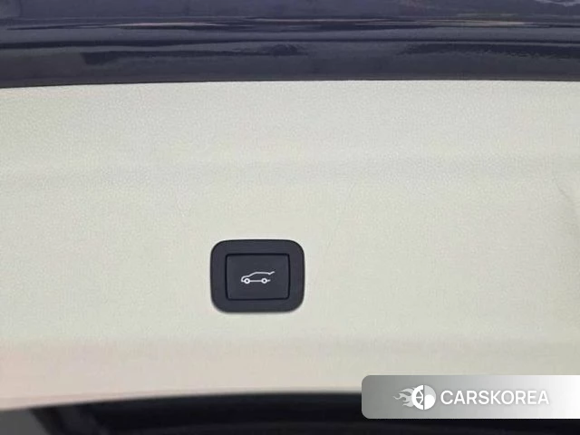 Cadillac Escalade 5th Generation 2023 Черный из Кореи, фото 4