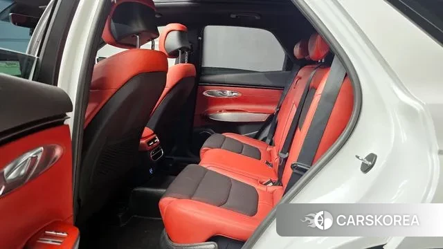 Genesis GV70 2022 Белый из Кореи, фото 4