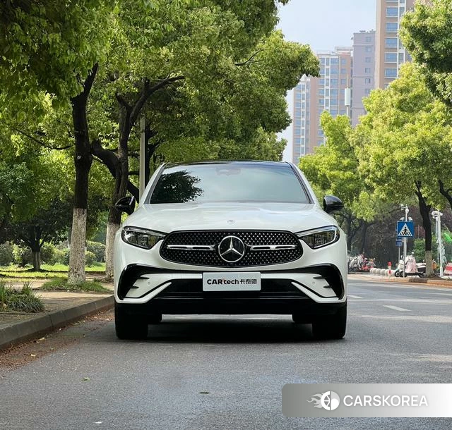 Mercedes-Benz GLC Coupe 2024 Белый из Китая, фото 4