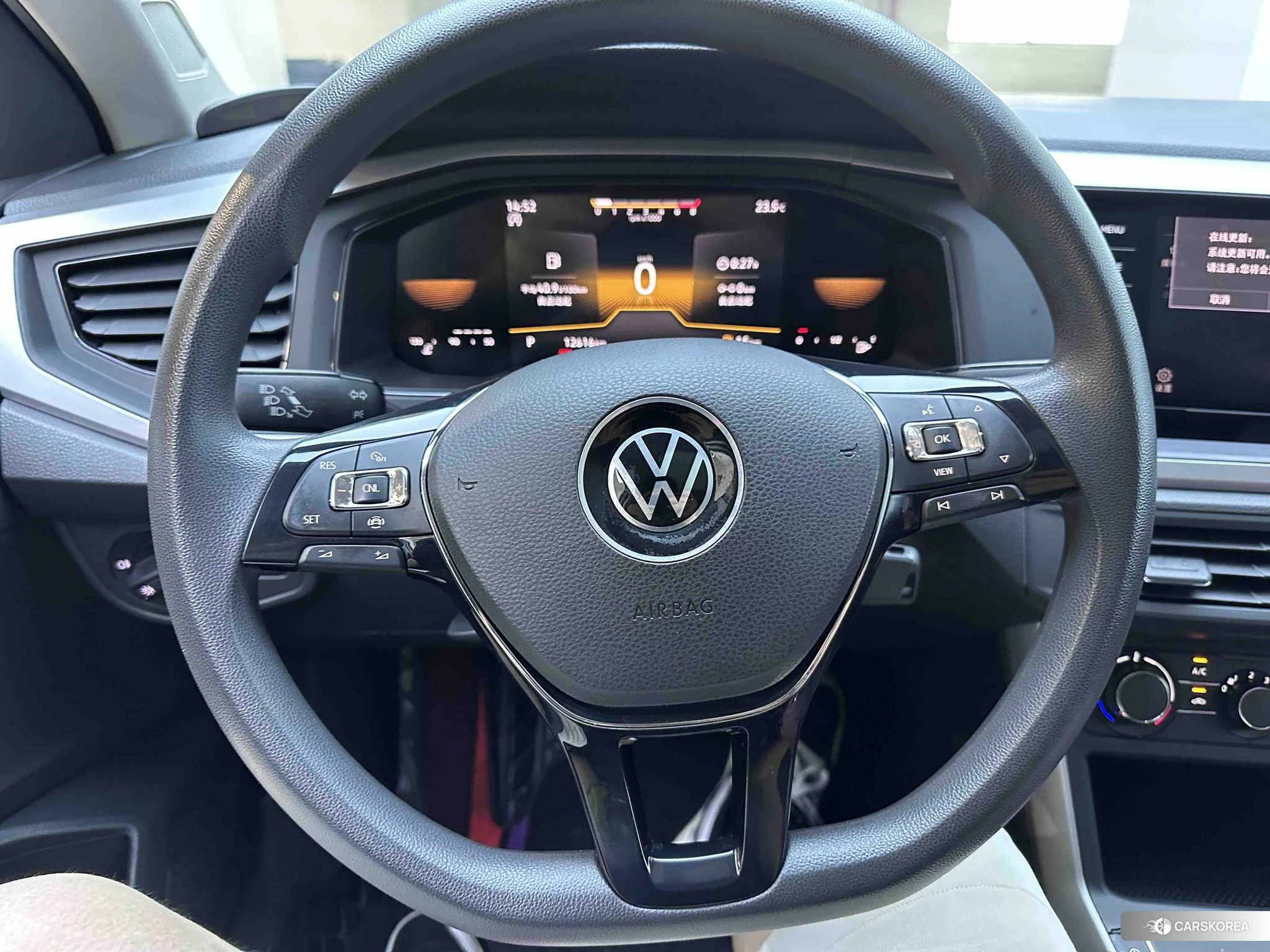 Volkswagen Polo 2022 Белый из Китая, фото 4