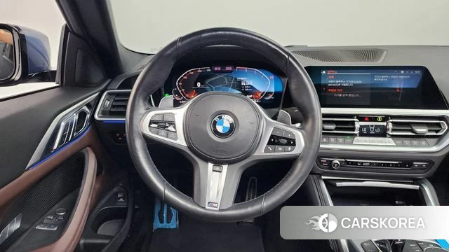 BMW 4 Series (G22) 2023 Светло-серебряный цвет из Кореи, фото 4