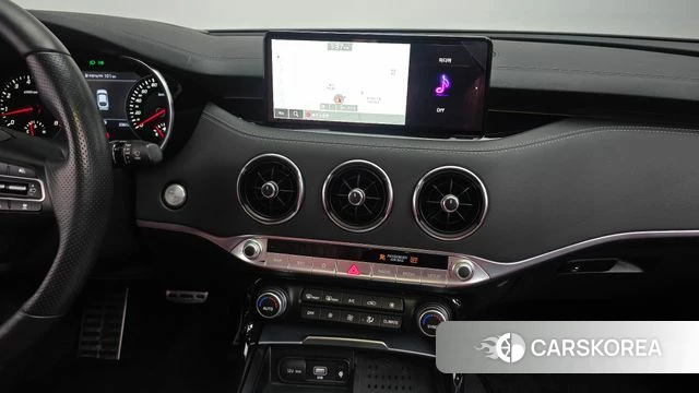 Kia Stinger Meister 2022 Белый из Кореи, фото 4