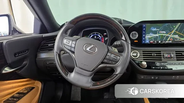 Lexus LS500 5th generation 2023 Серебряный из Кореи, фото 4