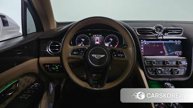 Bentley Bentayga 2022 Белый из Кореи, фото 4
