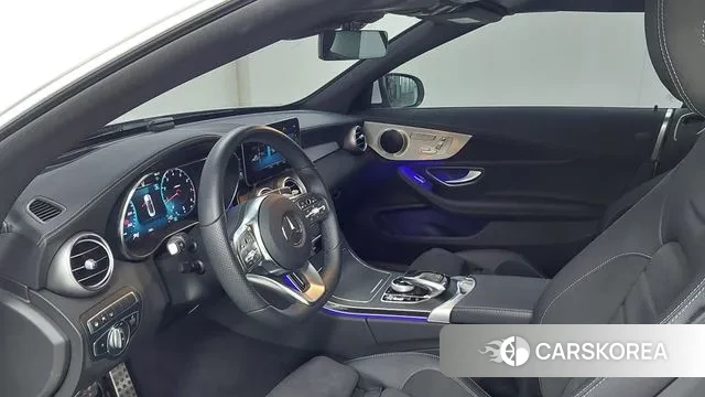 Mercedes-Benz C-Class W205 2023 Белый из Кореи, фото 4