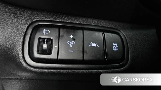 Hyundai Venue 2020 Белый из Кореи, фото 4