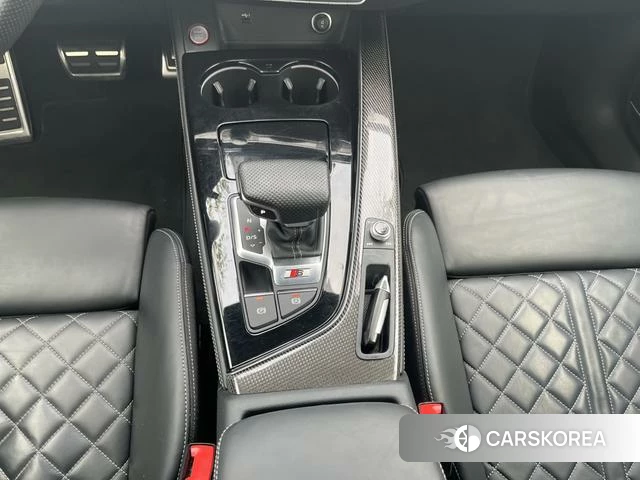 Audi S4 2021 Темно-серый из Китая, фото 4