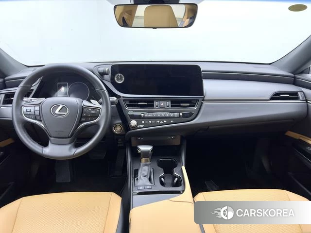 Lexus ES 2024 Серебристо-серый из Китая, фото 4