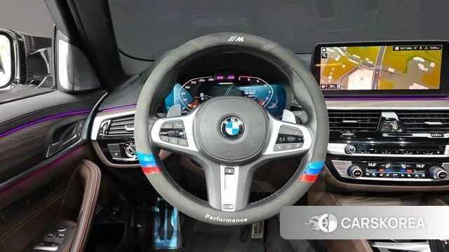 BMW 5 Series (G30) 2020 Белый из Кореи, фото 4