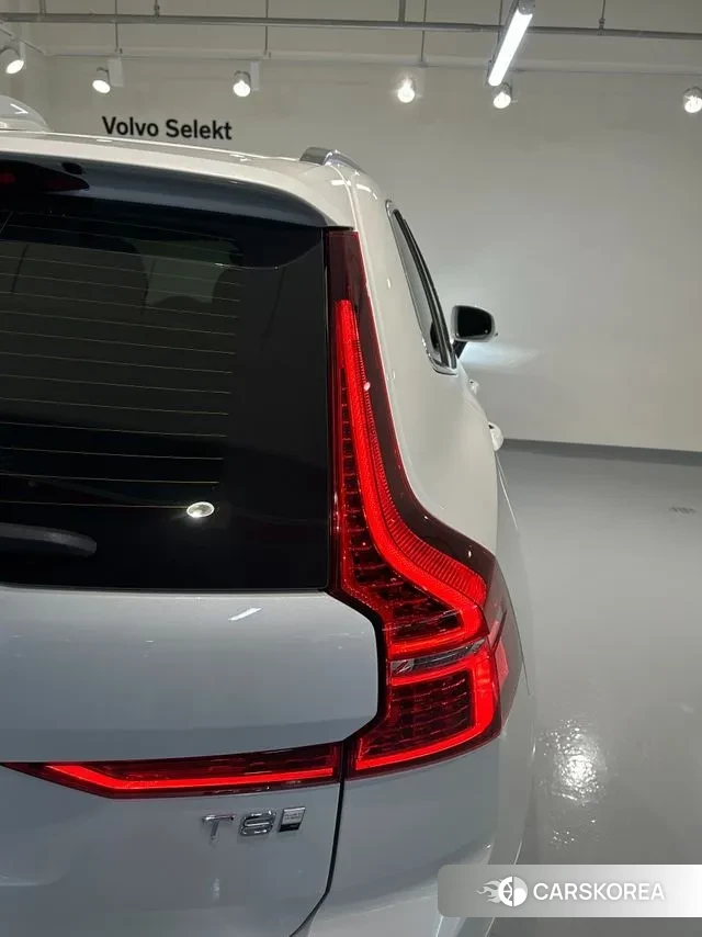 Volvo XC60 second Generation 2025 Белый из Кореи, фото 4