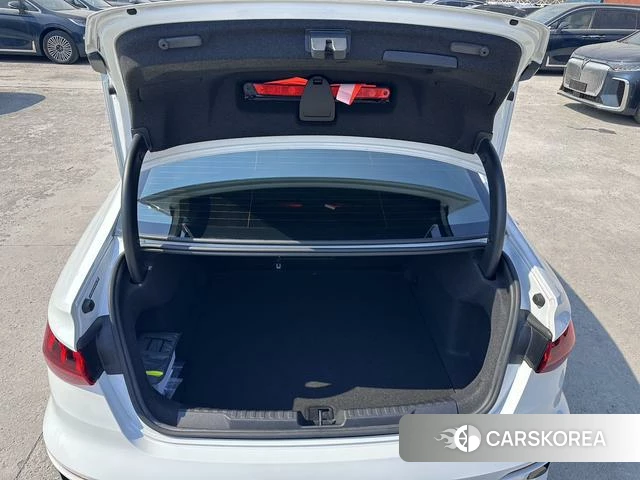 Audi A3 2023 Белый из Китая, фото 4