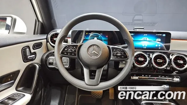 Mercedes-Benz A-Class W177 2020 Белый из Кореи, фото 4