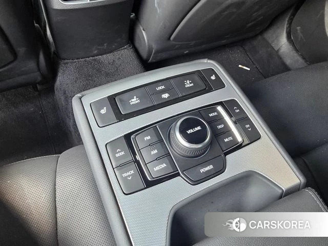 Genesis G80 2018 Коричневый из Кореи, фото 4