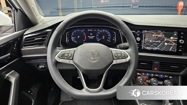 Volkswagen 7th Generation of Jetta 2023 Белый из Кореи, фото 4