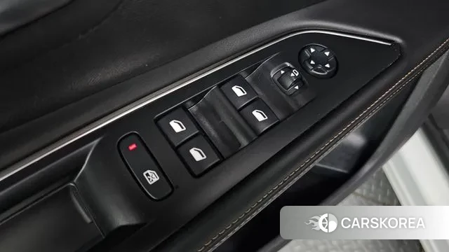 Peugeot 5008 second generation 2018 Белый из Кореи, фото 4