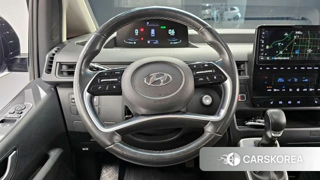 Hyundai Staria 2023 Серый из Кореи, фото 4