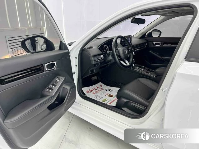 Honda Civic 2023 Белый из Китая, фото 4
