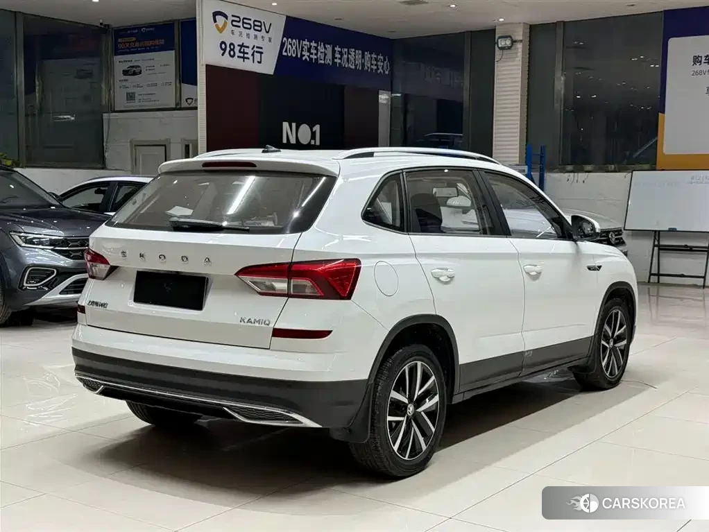 Skoda Komick 2022 Белый из Китая, фото 4