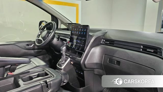 Hyundai Staria 2022 Белый из Кореи, фото 4