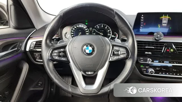 BMW 5 Series (G30) 2019 Черный из Кореи, фото 4
